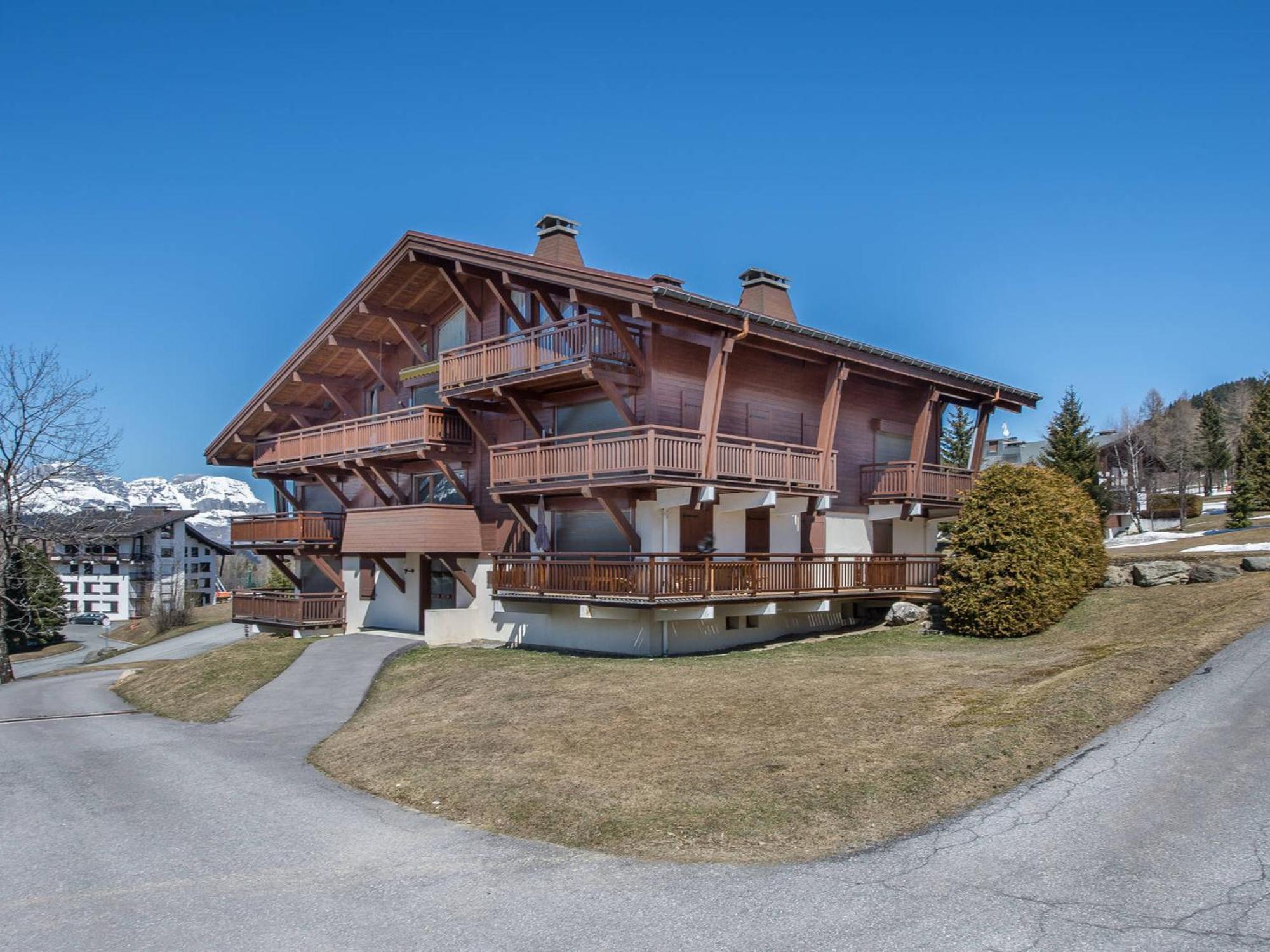 Studio 4 Pers - Balcon - Proximite Pistes Et Golf - Tv - Garage - Animaux Ok - Tennis En Ete - Fr-1-453-82 メジェーヴ エクステリア 写真
