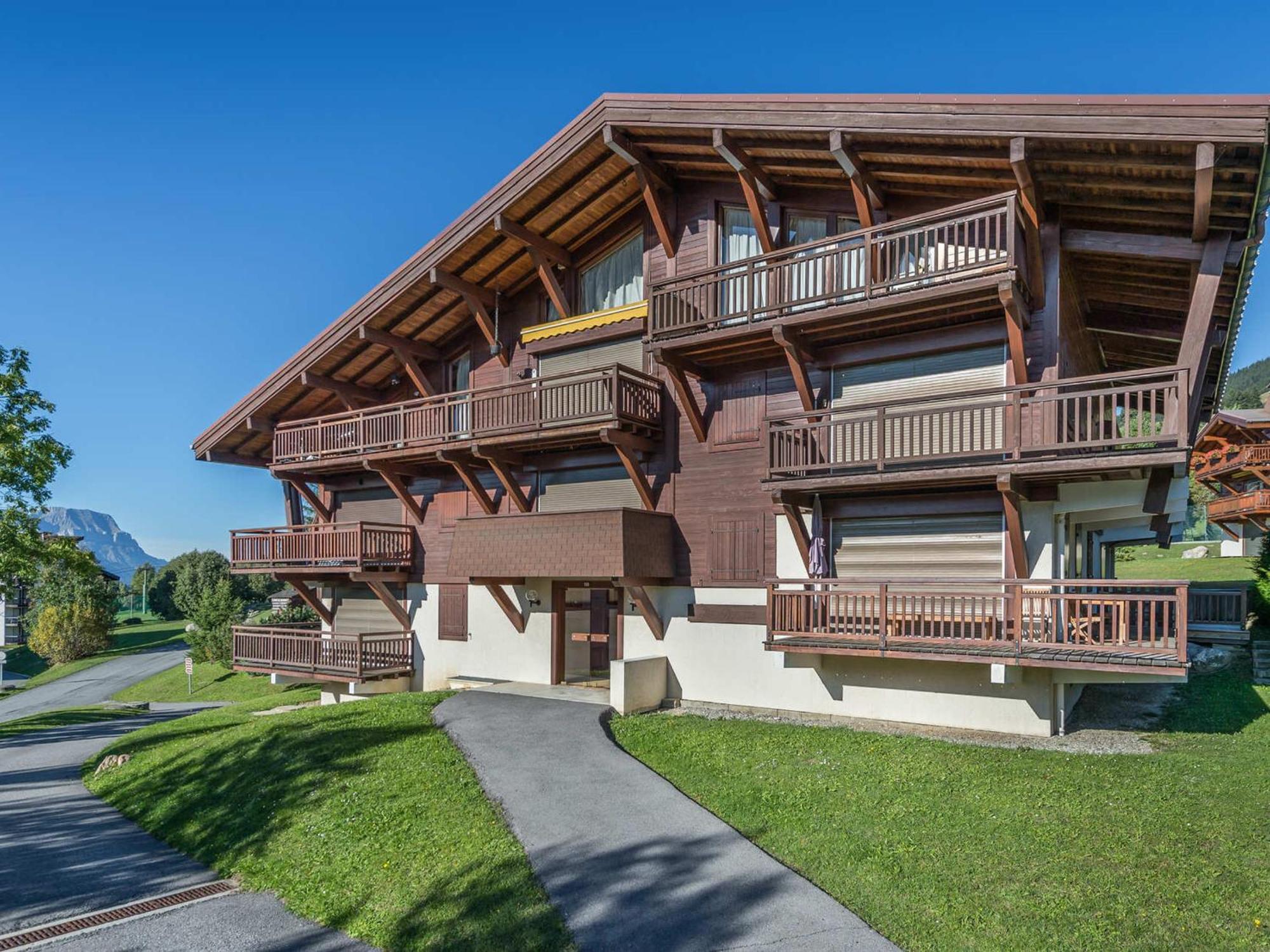 Studio 4 Pers - Balcon - Proximite Pistes Et Golf - Tv - Garage - Animaux Ok - Tennis En Ete - Fr-1-453-82 メジェーヴ エクステリア 写真